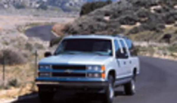 Chevrolet Suburban (GMT400)-1