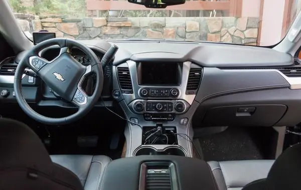 Chevrolet Suburban (GMTK2YC/G)-4