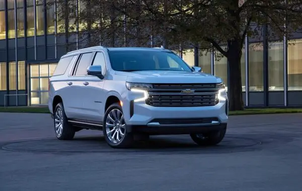Chevrolet Suburban (GMTT1XX)-0
