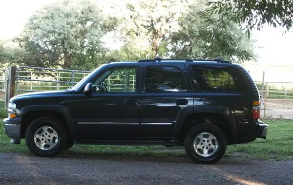 Chevrolet Tahoe (GMT820)-2