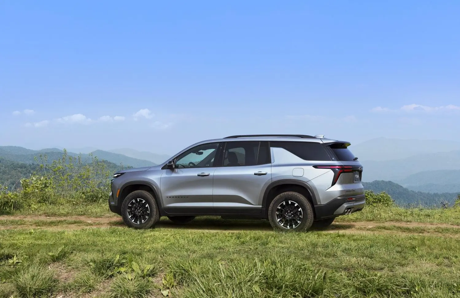 Chevrolet Traverse III-15