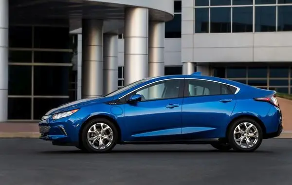Chevrolet Volt II-1