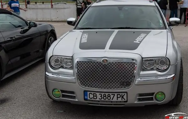 Chrysler 300 Touring-2