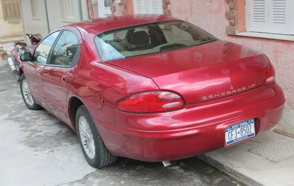Chrysler Concorde II-0