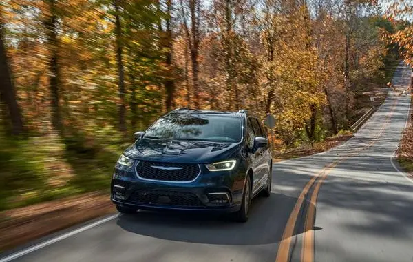 Chrysler Pacifica (facelift 2021)-8
