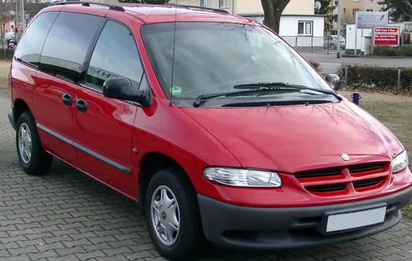 Chrysler Voyager III