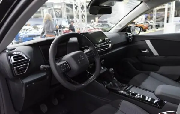 Citroen C4 III (Phase I, 2020)-7