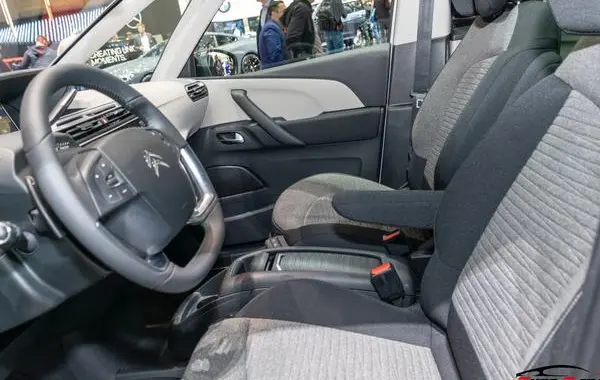 Citroen C4 SpaceTourer (Phase I, 2018)-6