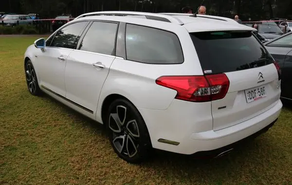 Citroen C5 II Tourer (Phase II, 2012)-2