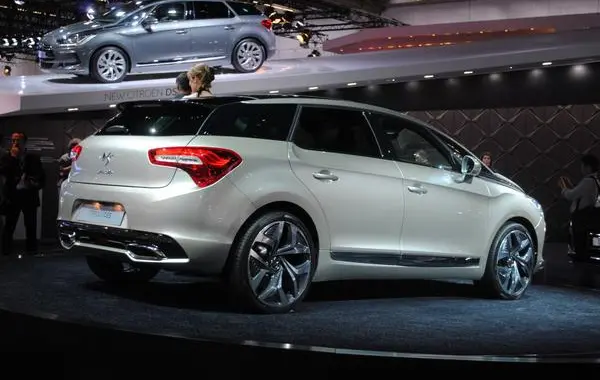 Citroen DS5-5