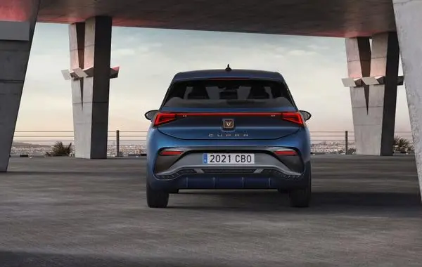 Cupra Born-1