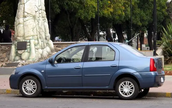 Dacia Logan I-2