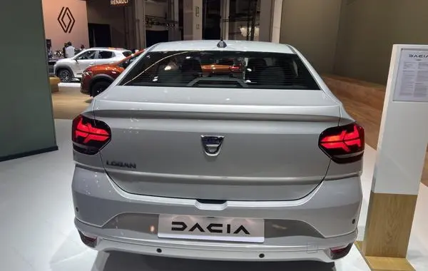 Dacia Logan III-4