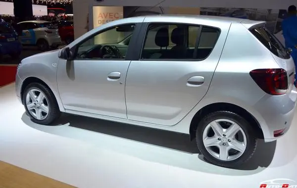Dacia Sandero II (facelift 2016)-1