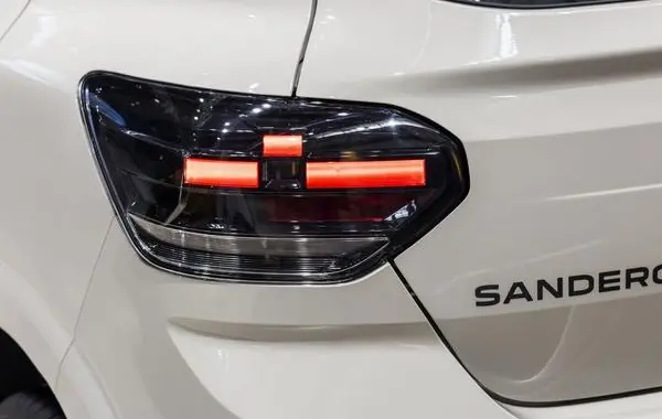 Dacia Sandero III (facelift 2025)-4