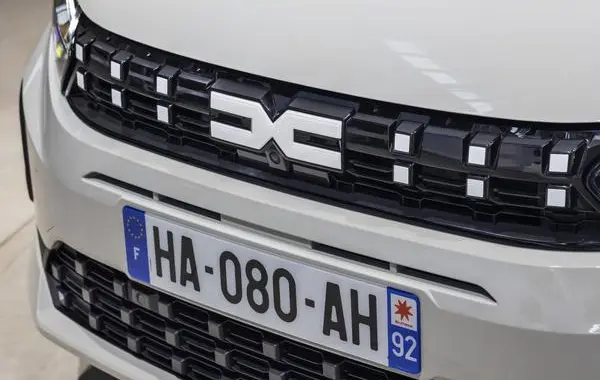 Dacia Sandero III (facelift 2025)-3