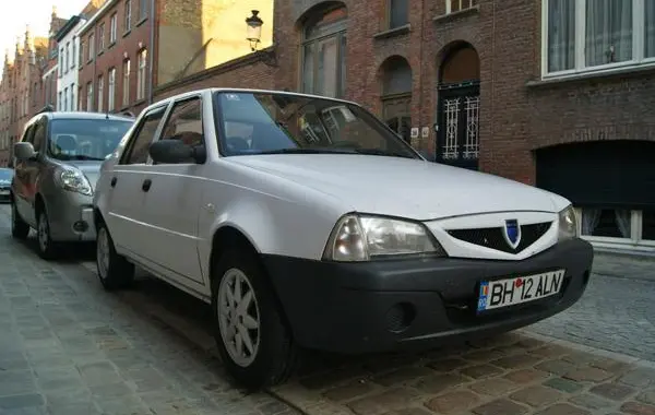 Dacia Solenza-0