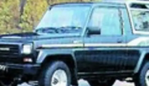 Daihatsu Rocky Hard Top (F7,F8)-0
