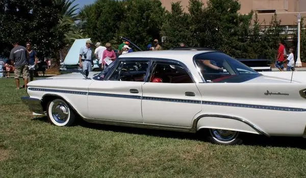 DeSoto Adventurer I 4-Door Sedan-0