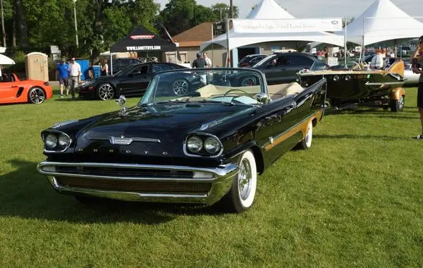 DeSoto Adventurer I Convertible-0