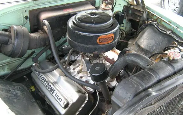 DeSoto Firedome Four-Door Sedan (facelift 1954)-0