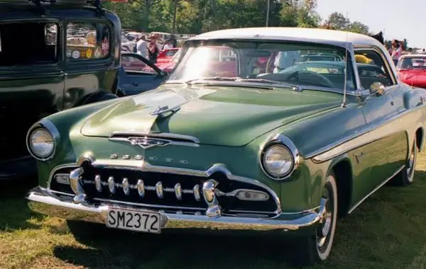 DeSoto Firedome II Special Coupe