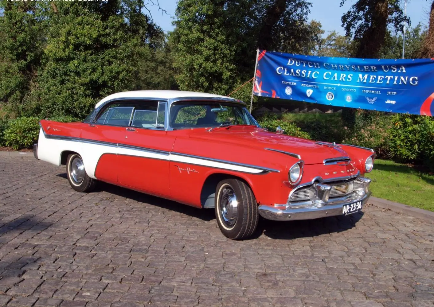 DeSoto Fireflite II Four-Door Sportsman-7