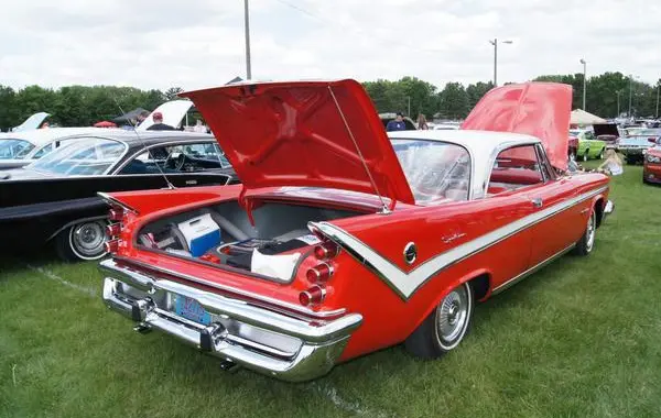 DeSoto Fireflite III Two-Door Sportsman (facelift 1959)-5
