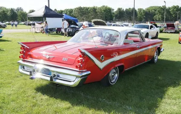 DeSoto Fireflite III Two-Door Sportsman (facelift 1959)-0