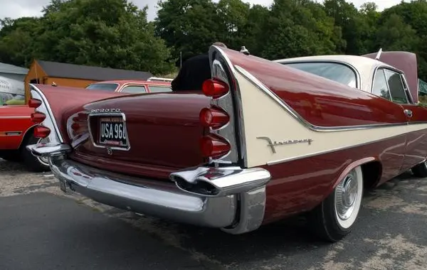 DeSoto Firesweep I 2-Door Sportsman (facelift 1958)-3