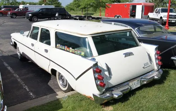 DeSoto Firesweep I Station Wagon (facelift 1959)-4