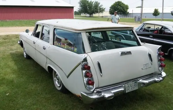 DeSoto Firesweep I Station Wagon (facelift 1959)-3