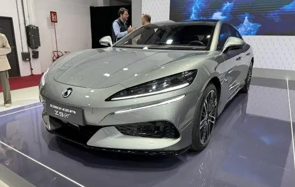 Denza Z9 GT