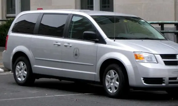 Dodge Caravan V-1
