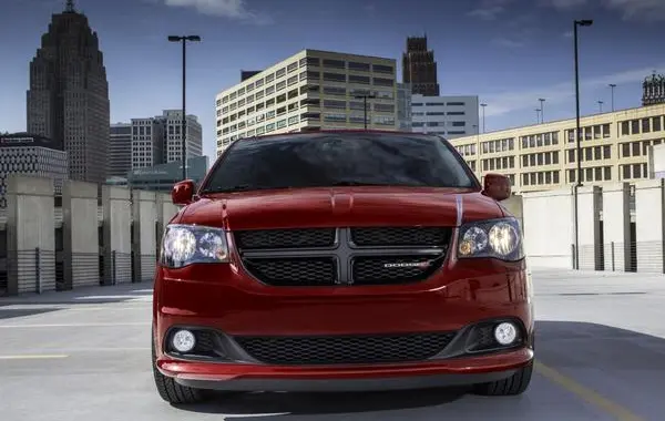 Dodge Caravan V (facelift 2011)-6