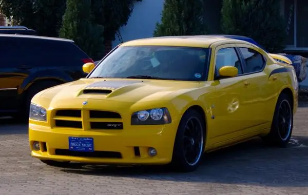 Dodge Charger VI (LX)-6