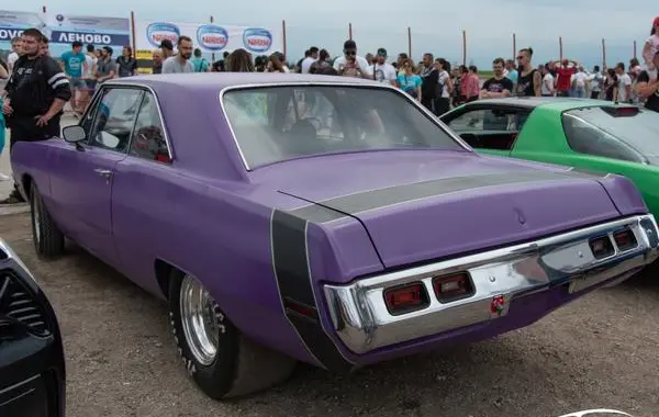 Dodge Dart IV Swinger Hardtop (facelift 1970)-6
