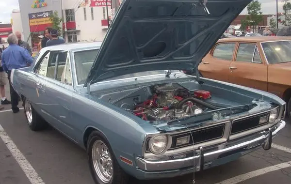 Dodge Dart IV Swinger Hardtop (facelift 1970)-3