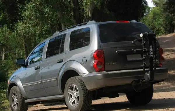 Dodge Durango II (HB, facelift 2006)-0