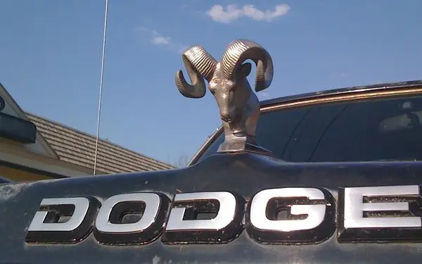 Dodge Ram 150 Conventional Cab (D/W, facelift 1990)-0