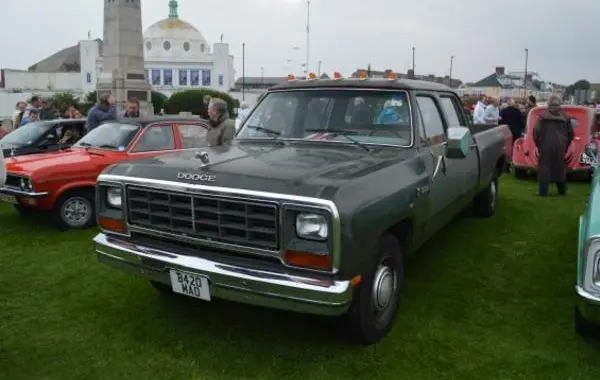 Dodge Ram 250 Crew Cab (D/W)