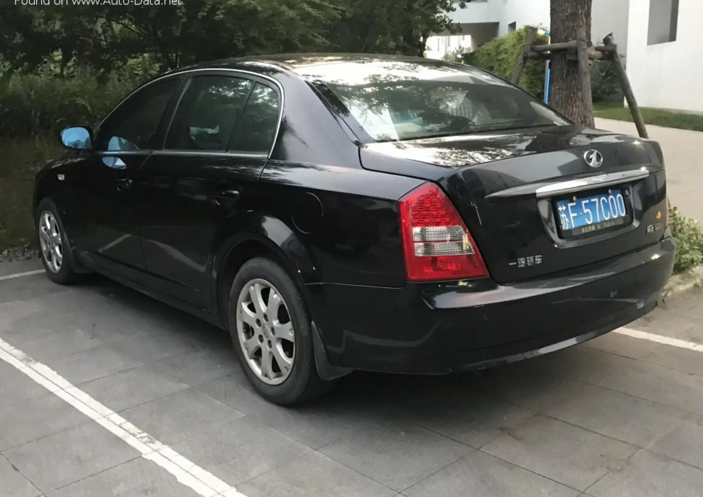 FAW Besturn B70 I-1