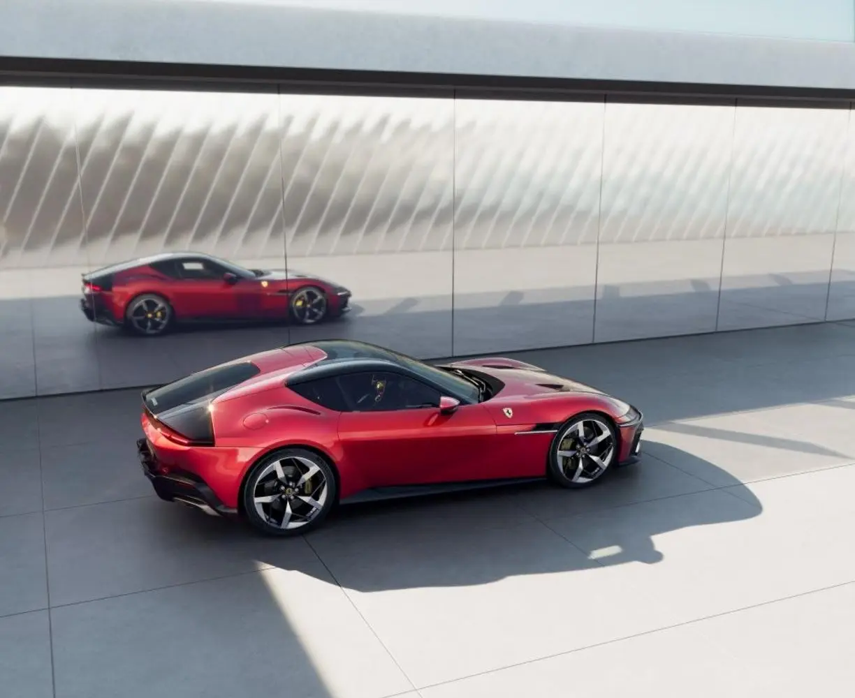 Ferrari 12Cilindri-8