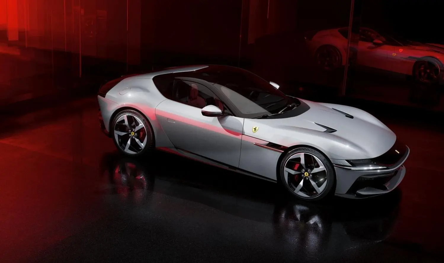 Ferrari 12Cilindri-1