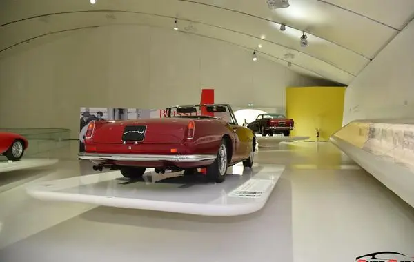 Ferrari 250 GT Cabriolet-6
