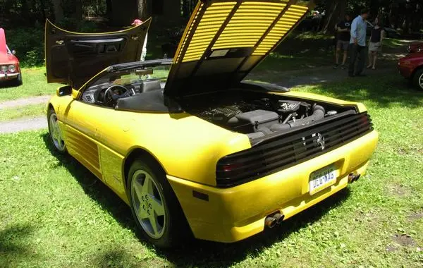 Ferrari 348 Spider-4