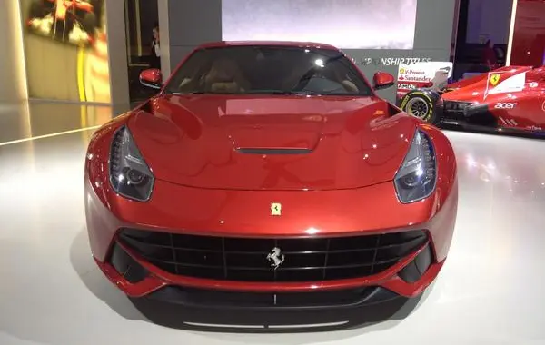 Ferrari F12 Berlinetta-0