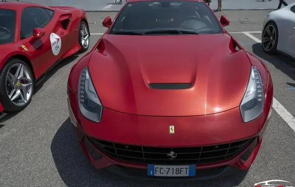 Ferrari F12 Berlinetta-5