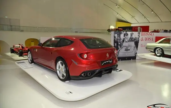 Ferrari FF-6