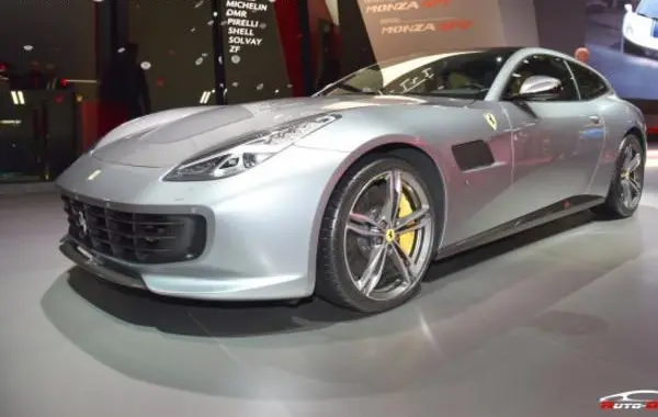 Ferrari GTC4Lusso